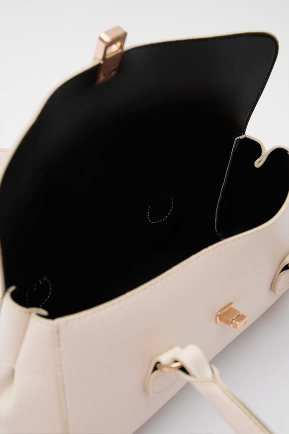 Lunara Vintage Baguette Bag Cream