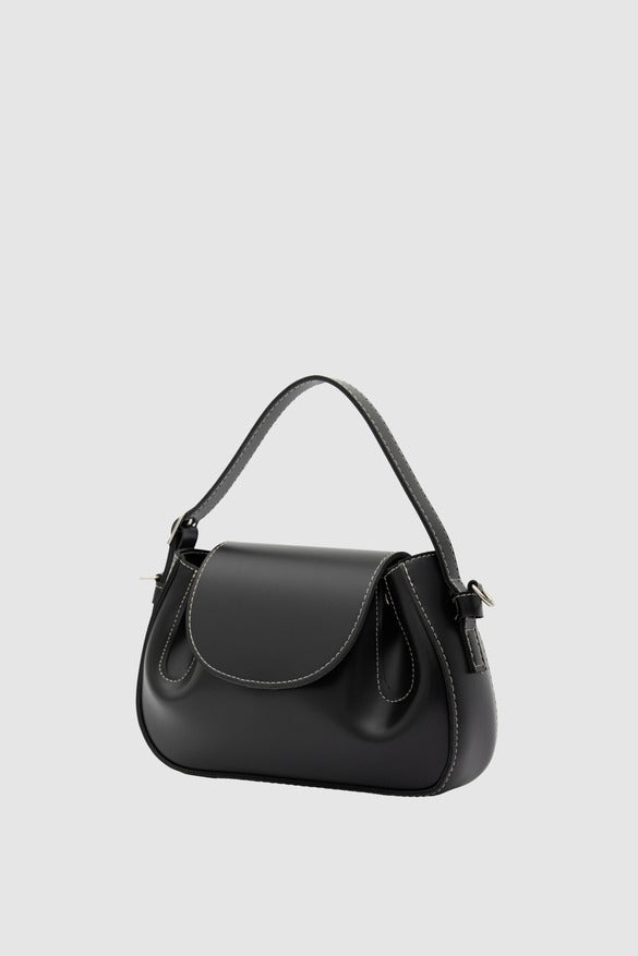 Lover Oval Crossbody Bag -Black